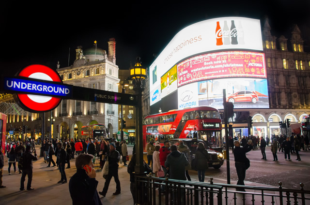 Piccadilly Circus à Londres